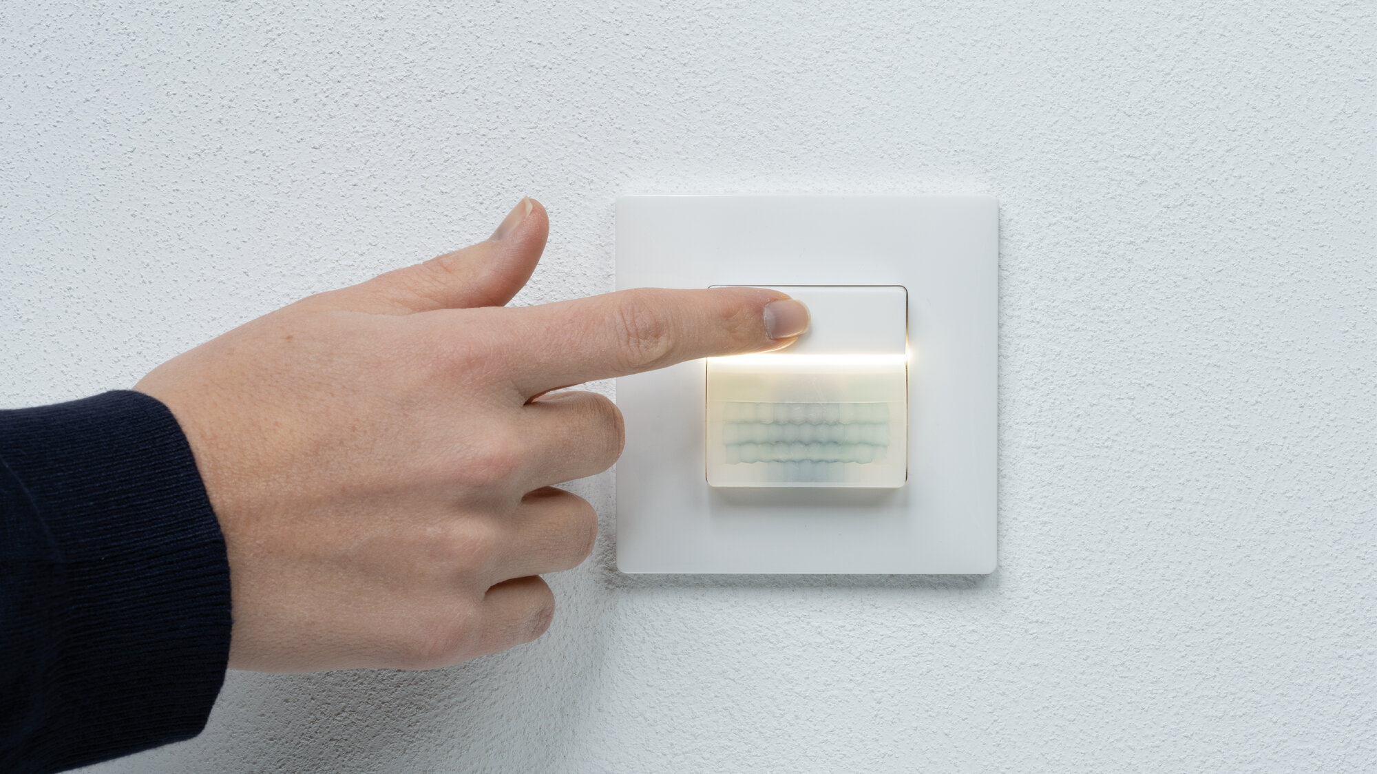 Smart Home System LUXORLiving