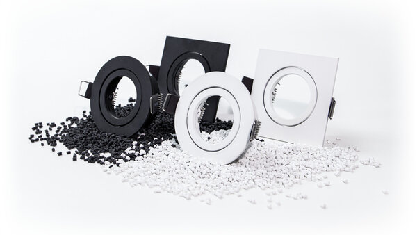 LOOP – Brumberg Leuchten präsentiert das erste 100% recycelte LED-Einbauleuchtengehäuse. LOOP – Brumberg Leuchten präsentiert das erste 100% recycelte LED-Einbauleuchtengehäuse.