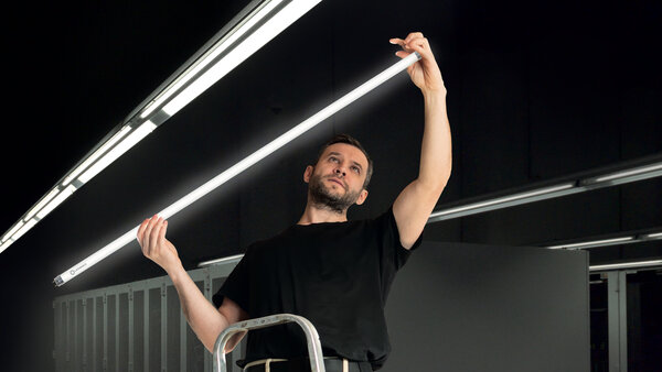 LED TUBE EXTERNAL SYSTEM von LEDVANCE LED TUBE EXTERNAL SYSTEM von LEDVANCE
