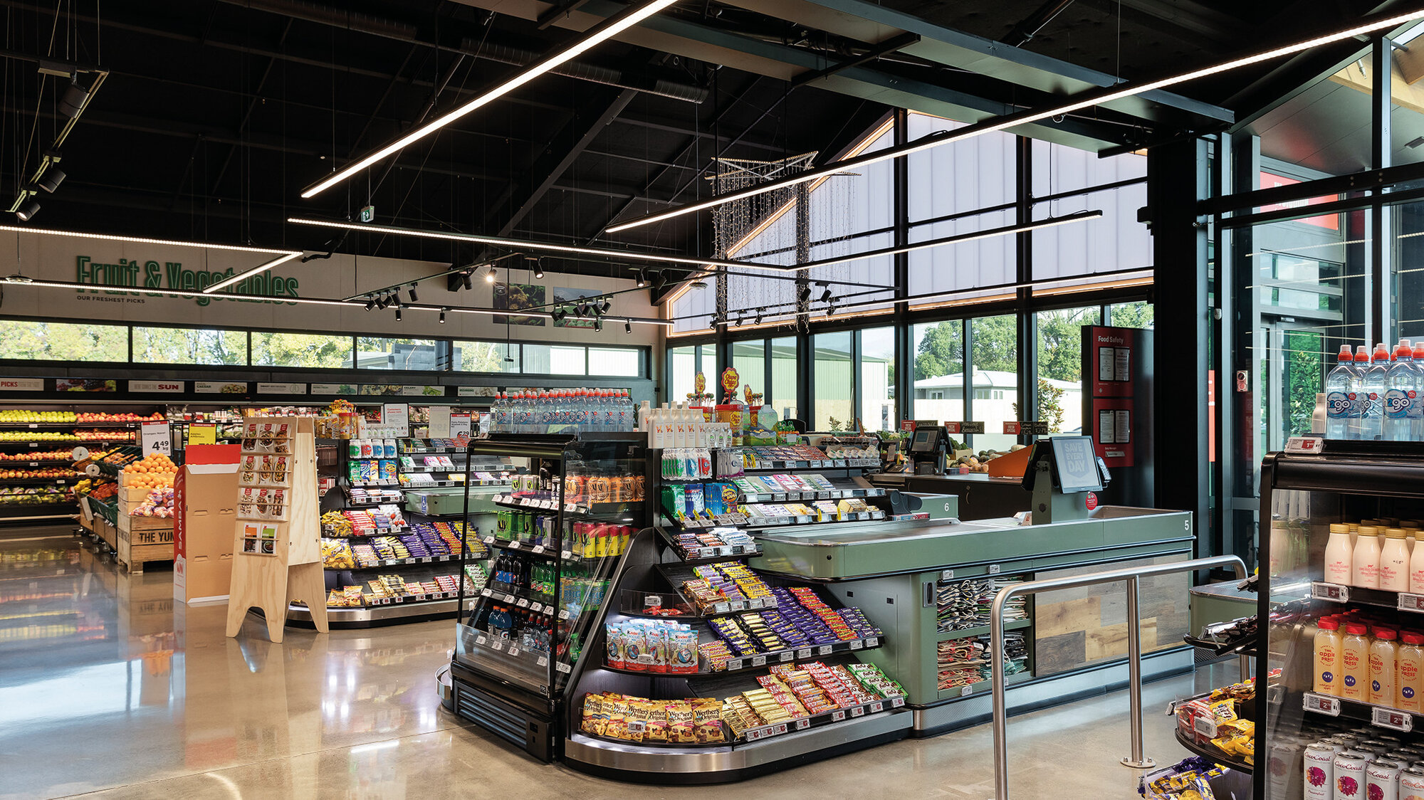 New World - Miran Kambic_IBEX lighting, Tauranga NZL New World - Miran Kambic_IBEX lighting, Tauranga NZL