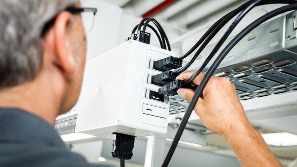 Spelsberg stellt TKS-Gehäuse für steckbare Elektroinstallationen vor Spelsberg stellt TKS-Gehäuse für steckbare Elektroinstallationen vor