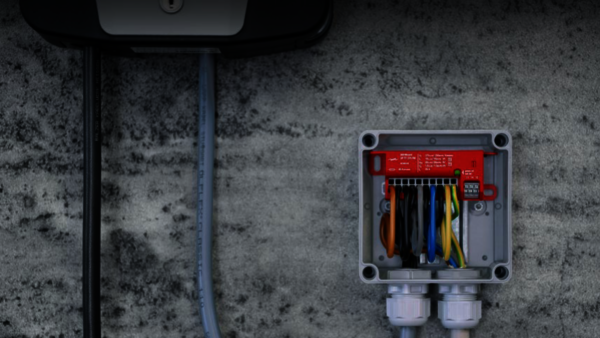 DEHNcube EMOB – Anschlussfertige Systemlösung für die Wallbox zum Schutz vor Überspannungen DEHNcube EMOB – Anschlussfertige Systemlösung für die Wallbox zum Schutz vor Überspannungen