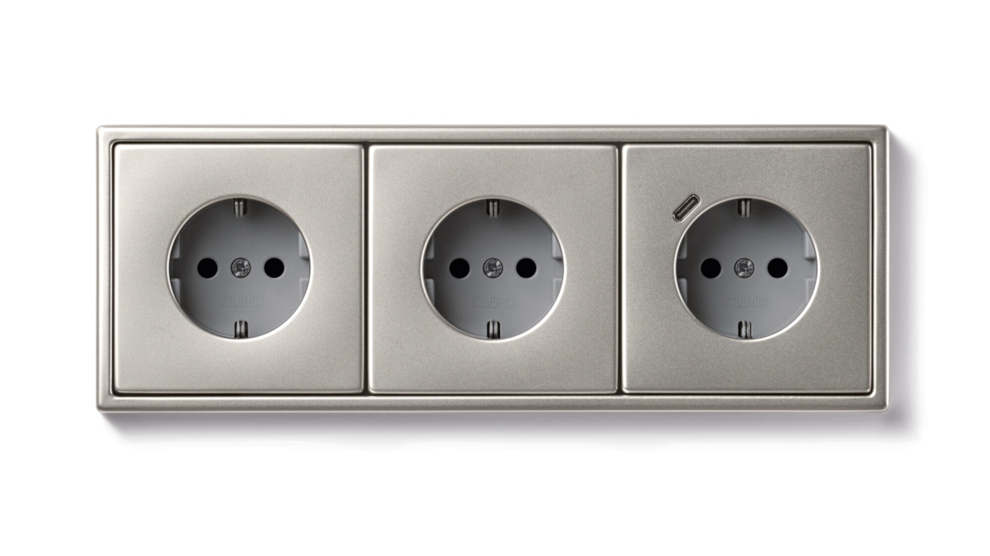 JUNG SCHUKO® Steckdosen mit USB in Metallausführungen JUNG SCHUKO® Steckdosen mit USB in Metallausführungen