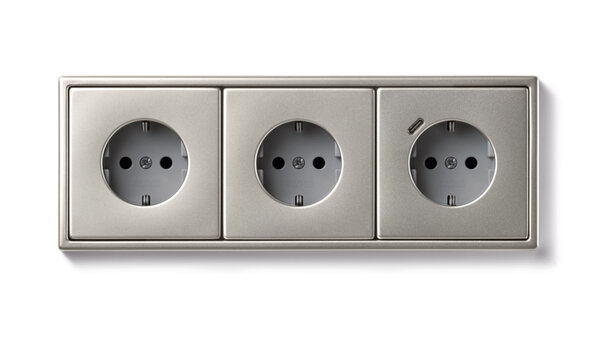 JUNG SCHUKO® Steckdosen mit USB in Metallausführungen